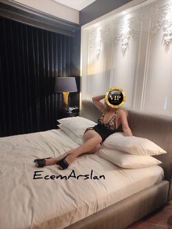 9c032a2a-ffc8-4e66-b45c-ec5c714650fa.jpeg